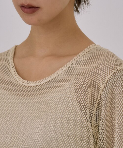 UNITED TOKYO(ユナイテッドトウキョウ)の「【残りわずか!】Lame Mesh & Tule Top|ウォッシャブル/オケージョン/レイヤード/シアートップス/ロンT/春服(Tシャツ/カットソー・レディース・アイボリー/ブラック・FREE)」の17枚目の写真