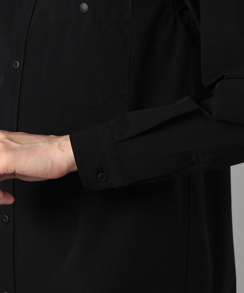 COMME CA MEN(コムサメン)の「【撥水】【COMME CA MEN BLACK】4WAYテック シャツ(シャツ/ブラウス・メンズ・ホワイト/ブラック・L/M)」の16枚目の写真