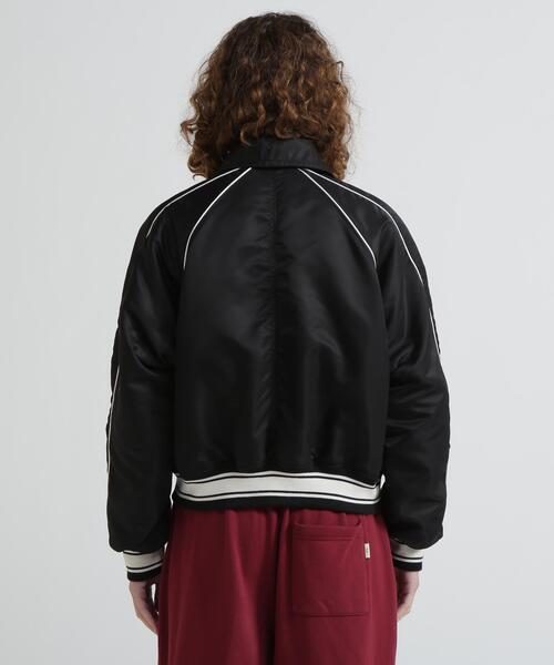 MOUSSY(マウジー)の「《AVIREX×MOUSSY》NYLON VARSITY JACKET(ブルゾン・レディース・レッド/ブラック・F)」の19枚目の写真