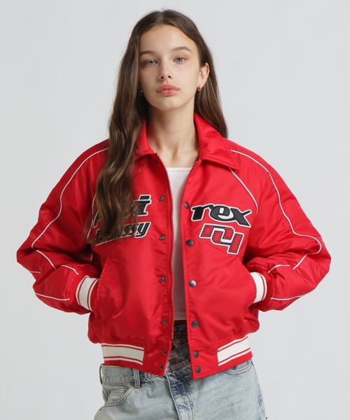 MOUSSY(マウジー)の「《AVIREX×MOUSSY》NYLON VARSITY JACKET(ブルゾン・レディース・レッド/ブラック・F)」の4枚目の写真