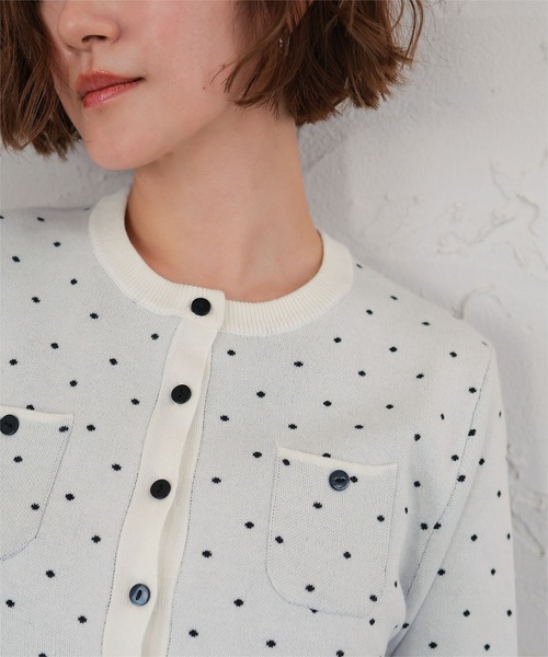 UR'S（ユアーズ）の「胸ポケットニットカーディガン（カーディガン/ボレロ・レディース・オフホワイト/ブラック/ライトブルー/チャコール/ネイビー/イエロー/グリーン/ドット/ホワイト系その他/ピンク・S/M/L）」の18枚目の写真