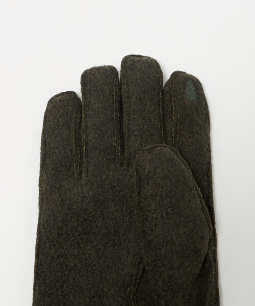 green label relaxing（グリーンレーベルリラクシング）の「ウォッシャブル フリース グローブ 手袋 -スマートフォン対応-（手袋・メンズ・ブラック/ダークブラウン/ダークグリーン・FREE）」の10枚目の写真