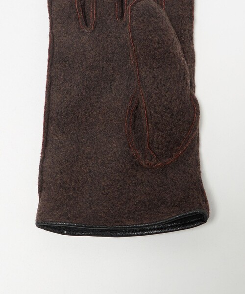 green label relaxing（グリーンレーベルリラクシング）の「ウォッシャブル フリース グローブ 手袋 -スマートフォン対応-（手袋・メンズ・ブラック/ダークブラウン/ダークグリーン・FREE）」の16枚目の写真