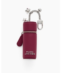 MARC JACOBS（マークジェイコブス）の「THE LIPSTICK CASE CHARM/ザ エブリデイ リップスティック ケース バッグ チャーム（キーホルダー）」