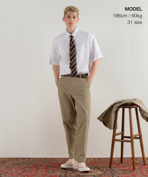 MUSINSA STANDARD（ムシンサスタンダード）の「[シティワーカーズ] テーパードコットンパンツ [ベージュ]（その他パンツ・メンズ・その他・40/38/33/26/27/28/29/42/36/34/32/30/31）」の2枚目の写真