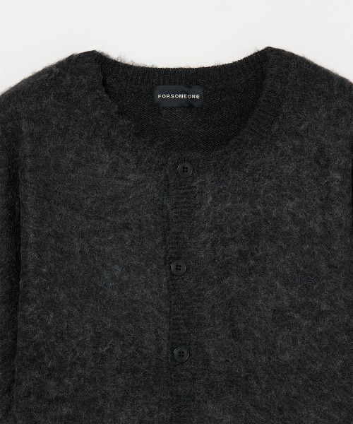 FORSOMEONE（フォーサムワン）の「FORSOMEONE CREW NECK CARDY