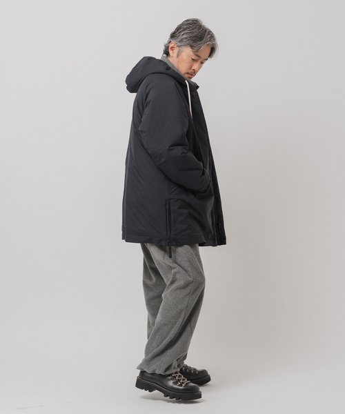 EDIFICE（エディフィス）の「E.PADDET フードブルゾン（ダウンジャケット/コート・メンズ・ブラック/ベージュ・MEDIUM/LARGE）」の4枚目の写真