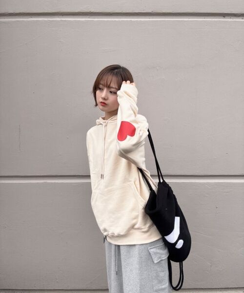 GRAVER（グレーバー）の「[UNISEX]エルボウ I LOVE ベア フードパーカー_コバルトブルー（パーカー・レディース・ブルー・SMALL/MEDIUM/LARGE/X-LARGE）」の4枚目の写真