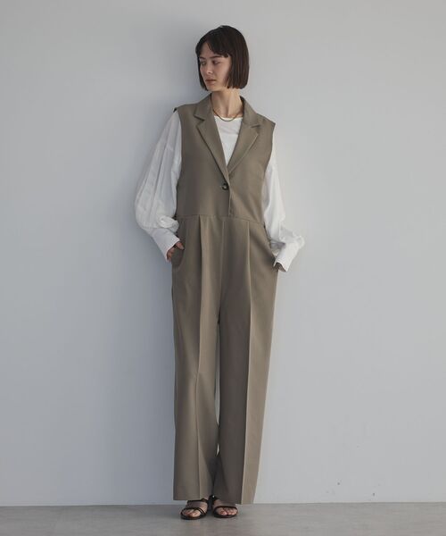 GARAGE OF GOOD CLOTHING（ガレージオブグッドクロージング）の「テーラードオールインワン（サロペット/オーバーオール・レディース・ブラック/ライトベージュ/ライトカーキ・36/38）」の3枚目の写真