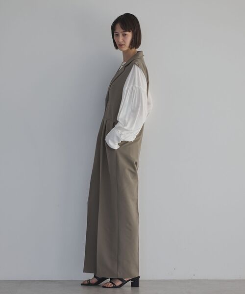 GARAGE OF GOOD CLOTHING（ガレージオブグッドクロージング）の「テーラードオールインワン（サロペット/オーバーオール・レディース・ブラック/ライトベージュ/ライトカーキ・36/38）」の5枚目の写真