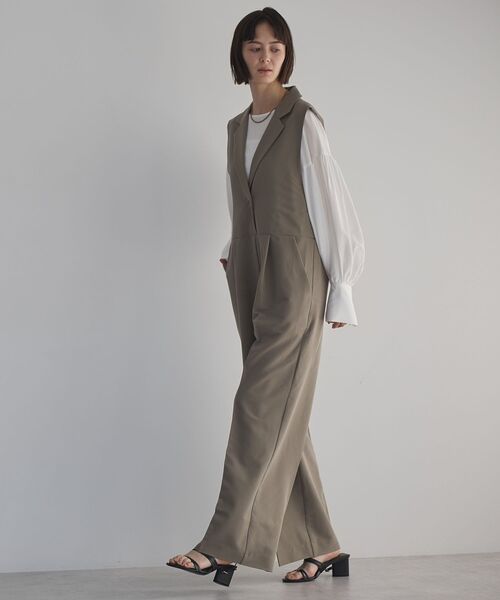 GARAGE OF GOOD CLOTHING（ガレージオブグッドクロージング）の「テーラードオールインワン（サロペット/オーバーオール・レディース・ブラック/ライトベージュ/ライトカーキ・36/38）」の6枚目の写真