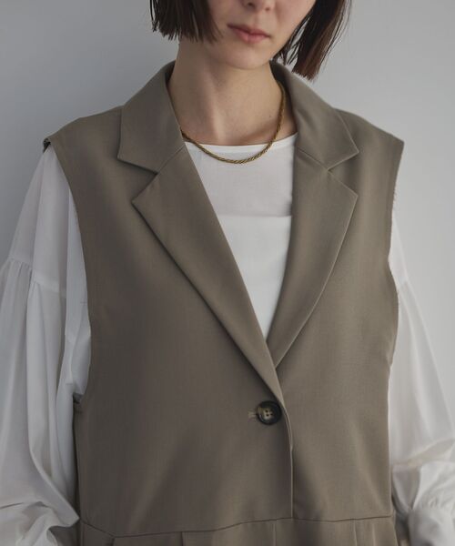 GARAGE OF GOOD CLOTHING（ガレージオブグッドクロージング）の「テーラードオールインワン（サロペット/オーバーオール・レディース・ブラック/ライトベージュ/ライトカーキ・36/38）」の7枚目の写真