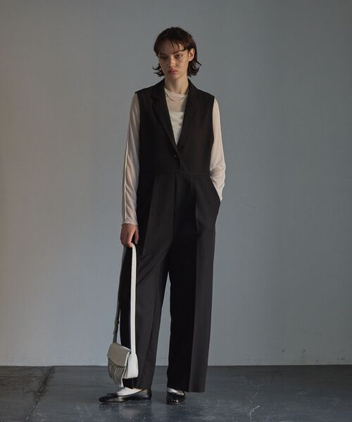 GARAGE OF GOOD CLOTHING（ガレージオブグッドクロージング）の「テーラードオールインワン（サロペット/オーバーオール・レディース・ブラック/ライトベージュ/ライトカーキ・36/38）」の10枚目の写真