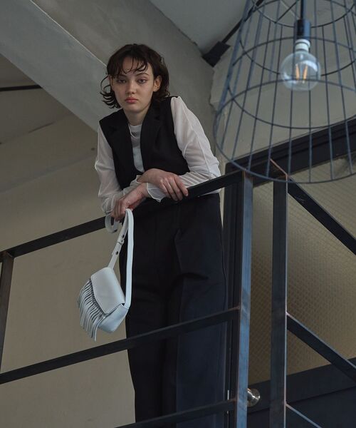 GARAGE OF GOOD CLOTHING（ガレージオブグッドクロージング）の「テーラードオールインワン（サロペット/オーバーオール・レディース・ブラック/ライトベージュ/ライトカーキ・36/38）」の14枚目の写真