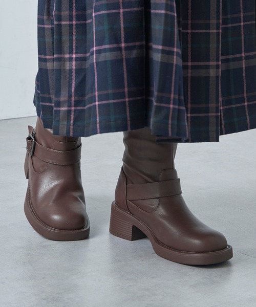 MAISON BREEZE（メゾンブリーズ）の「【MAISON BREEZE】ベルトエンジニアブーツ LIM（ブーツ・レディース・ブラック/キャメル/ダークブラウン・S/M/LL/L）」の5枚目の写真