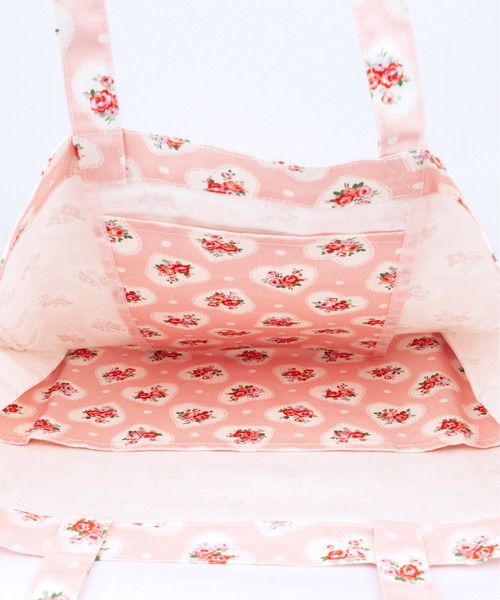 Cath Kidston(キャスキッドソン)の「スクエアトートバッグ(トートバッグ・レディース・レッド/ピンク/サックスブルー/アイボリー/ブラック/イエロー/ライトグリーン/パープル・FREE)」の12枚目の写真