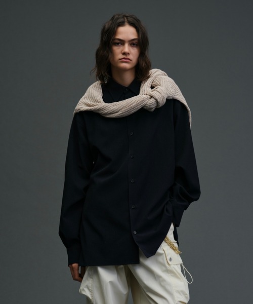 soerte(ソエルテ)の「Loose Nuance Stripe L/S Shirt /ルーズニュアンスストライプロングスリーブシャツ(シャツ/ブラウス・メンズ・ブルー/イエロー/グリーン/ネイビー/ブラック/ブラウン/ホワイト・3/2/1)」の5枚目の写真