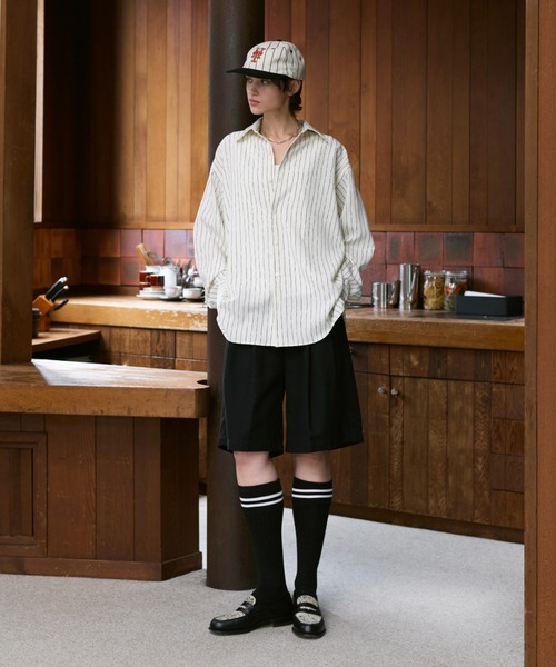 soerte(ソエルテ)の「Loose Nuance Stripe L/S Shirt /ルーズニュアンスストライプロングスリーブシャツ(シャツ/ブラウス・メンズ・ブルー/イエロー/グリーン/ネイビー/ブラック/ブラウン/ホワイト・3/2/1)」の22枚目の写真
