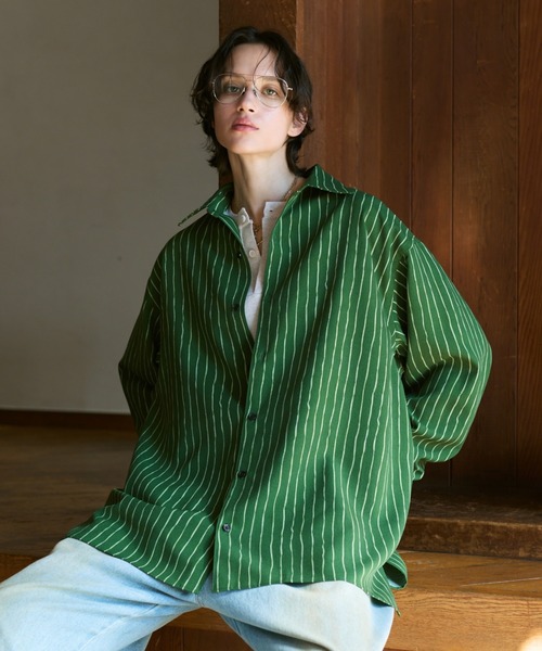 soerte(ソエルテ)の「Loose Nuance Stripe L/S Shirt /ルーズニュアンスストライプロングスリーブシャツ(シャツ/ブラウス・メンズ・ブルー/イエロー/グリーン/ネイビー/ブラック/ブラウン/ホワイト・3/2/1)」の8枚目の写真