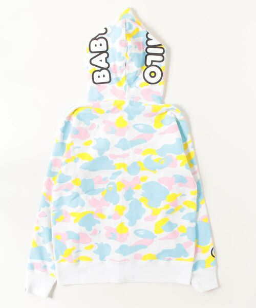 A BATHING APE（アベイシングエイプ）の「NEW MULTI CAMO BABY MILO