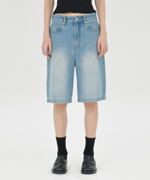 BROWNYARD(ブラウンヤード)の「W バミューダデニムパンツ、ライトブルー(その他パンツ・レディース・その他・2/1)」の3枚目の写真