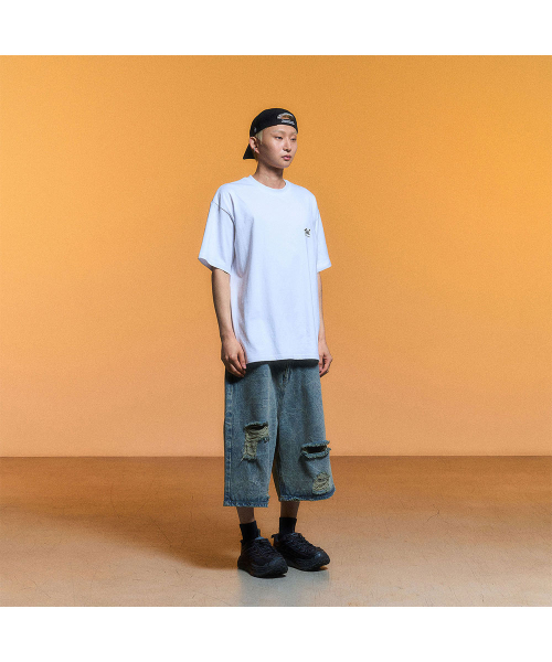 SCHISM INDUCING(スキズムインデューシング)の「TAU LOGO T SHIRT_WHITE(Tシャツ/カットソー・レディース・その他・SMALL/MEDIUM)」の5枚目の写真