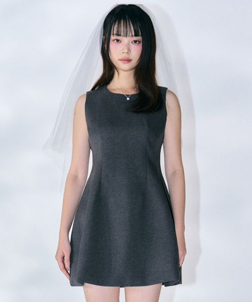 ZEROPLANET（ゼロプラネット）の「オスカー スリーブレス ミニワンピース [チャコール]（ワンピース・レディース・その他・SMALL/MEDIUM）」の2枚目の写真