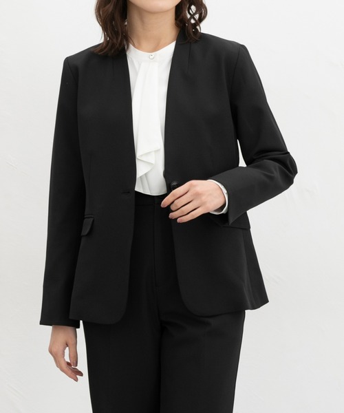 Honeys（ハニーズ）の「【ストレッチ・ウォッシャブル・イージーケア】カラーレスジャケット（ノーカラージャケット・レディース・ライトグレー系2/ダークベージュ/ネイビー/ライトグレー系1/ブラック・3L/L/LL/M/S）」の2枚目の写真