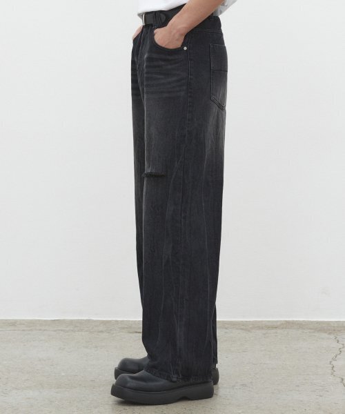 DECET(デケト)の「Mid Rise Wide Jeans DCPT027DMCRBlack(デニムパンツ・レディース・その他・26/32/34/28/30)」の6枚目の写真