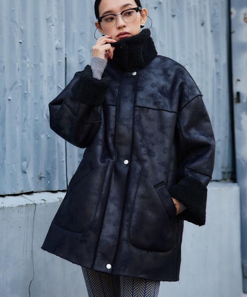 Narcissus（ナルシス）の「【リバーシブル】ムートンコート/ボアコート（ムートンコート・レディース・ブラック・FREE）」の2枚目の写真