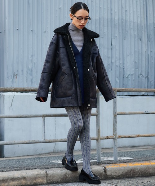 Narcissus（ナルシス）の「【リバーシブル】ムートンコート/ボアコート（ムートンコート・レディース・ブラック・FREE）」の6枚目の写真