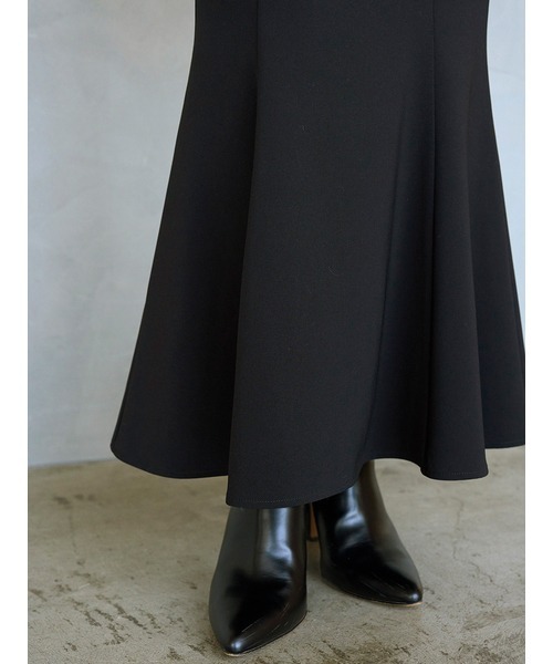 SNIDEL（スナイデル）の「シンプルマーメイドスカート（スカート・レディース・ブラック/グレー/ピンクベージュ・0/1）」の9枚目の写真