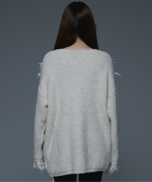 .KOM（ドットコム）の「『.KOM/ドットケーオーエム』蝶デザインニット【GC】（ニット/セーター・レディース・アイボリー/グレー・FREE）」の5枚目の写真