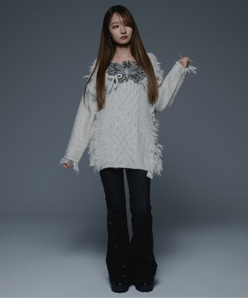 .KOM（ドットコム）の「『.KOM/ドットケーオーエム』蝶デザインニット【GC】（ニット/セーター・レディース・アイボリー/グレー・FREE）」の6枚目の写真