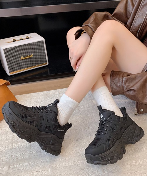 Lace Ladies(レースレディース)の「メッシュ ボリューム 厚底 ダッド スニーカー(スニーカー・レディース・ブラック/アイボリー・23cm/23.5cm/24cm/25cm/22.5cm/24.5cm)」の6枚目の写真
