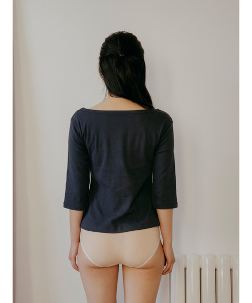 SOOPUI(スープイ)の「Fluffy organic cotton boatneck tee in Navy(Tシャツ/カットソー・レディース・その他・SMALL/MEDIUM)」の5枚目の写真