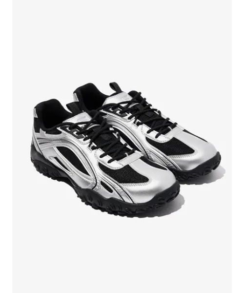FILA(フィラ)の「【emmi×FILA】ECHAPPE(スニーカー・レディース・シルバー・25.5/25/24.5/24/23.5/23)」の3枚目の写真