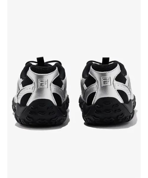 FILA(フィラ)の「【emmi×FILA】ECHAPPE(スニーカー・レディース・シルバー・25.5/25/24.5/24/23.5/23)」の4枚目の写真