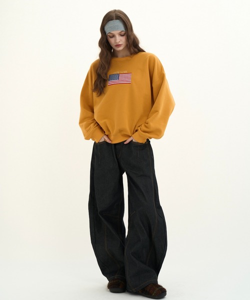 BENUA（ベヌア）の「embroidery sweat shirt/刺繍スウェット