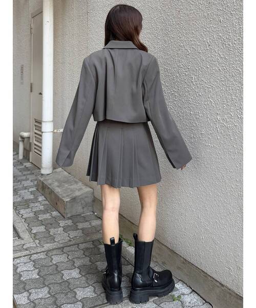 MURUA（ムルーア）の「ショートジャケット&スカートセットアップ（テーラードジャケット・レディース・ブラック/グレー/ミント/ベージュ・1/2）」の16枚目の写真