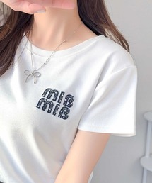 mily bilet（ミウィビレット）の「【mily bilet】スタイルよく、着心地いい。絶対使えるシンプルT♪ワッペンコンパクトTシャツ（半袖）（Tシャツ/カットソー）」