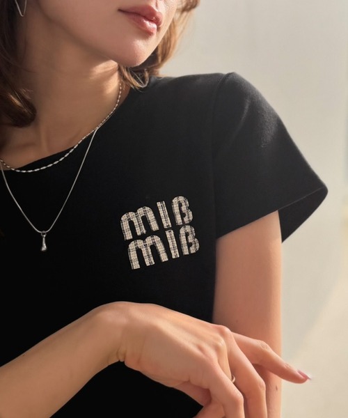 mily bilet（ミウィビレット）の「【mily bilet】スタイルよく、着心地いい。絶対使えるシンプルT♪ワッペンコンパクトTシャツ（半袖）（Tシャツ/カットソー・レディース・オートミール/ホワイト×ネイビー/ブラック×ベージュ/ホワイト×ブルー/ホワイト×レッド・LARGE/MEDIUM/SMALL/X-LARGE）」の12枚目の写真