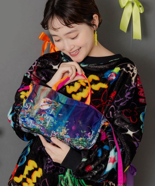 ScoLar（スカラー）の「653447：スカラーちゃん両面総柄 配色ミニショルダー（ショルダーバッグ・レディース・ピンク/イエロー/ブルー・FREE）」の7枚目の写真