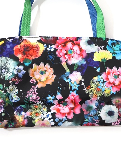 ScoLar（スカラー）の「653447：スカラーちゃん両面総柄 配色ミニショルダー（ショルダーバッグ・レディース・ピンク/イエロー/ブルー・FREE）」の16枚目の写真