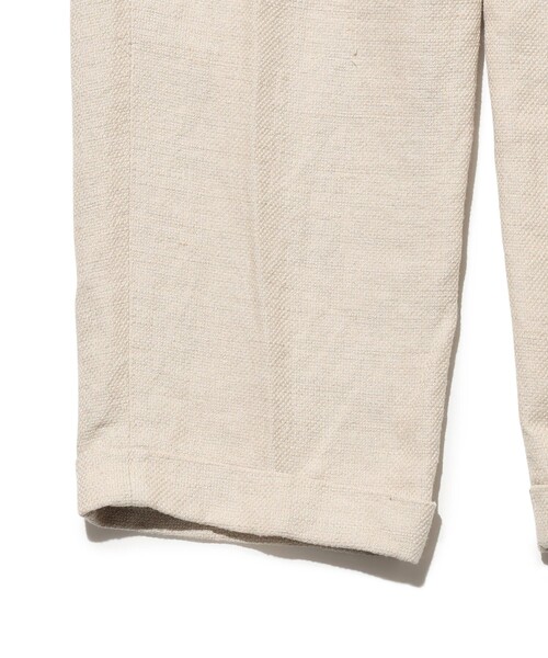 BEAMS PLUS(ビームスプラス)の「2 Pleats Relax Trousers COTTON Linen(その他パンツ・メンズ・グレー/オフホワイト/ネイビー・X-LARGE/LARGE/MEDIUM/SMALL)」の7枚目の写真