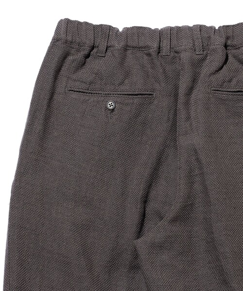 BEAMS PLUS(ビームスプラス)の「2 Pleats Relax Trousers COTTON Linen(その他パンツ・メンズ・グレー/オフホワイト/ネイビー・X-LARGE/LARGE/MEDIUM/SMALL)」の15枚目の写真