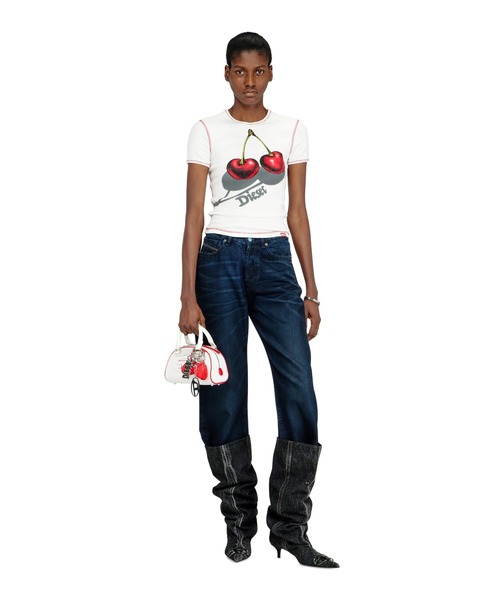 DIESEL(ディーゼル)の「ウィメンズ Tシャツ SV-T-ELE-CHER(Tシャツ/カットソー・レディース・ホワイト系その他/ブラック系その他・LARGE/SMALL/MEDIUM)」の4枚目の写真