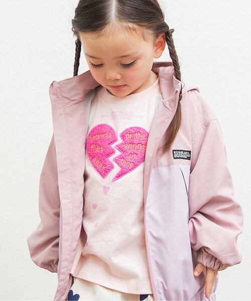 BREEZE（ブリーズ）の「GIRLSバラエティーロンT_ジュニア対応（Tシャツ/カットソー・キッズ・オフホワイト/サーモンピンク/チャコール・80/90/100/110/120/130/140）」の3枚目の写真