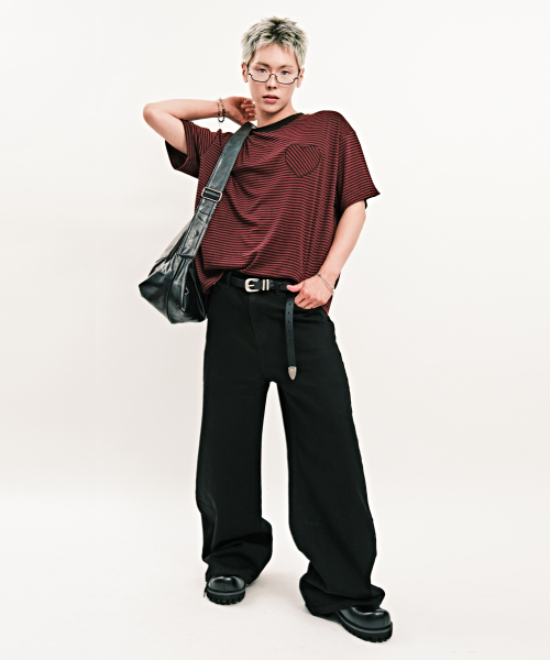 DWSE(ディーダブリューエスイー)の「ワンウェイウォッシングワイドデニムパンツ(ブラック)(デニムパンツ・メンズ・その他・SMALL/MEDIUM/LARGE/X-LARGE)」の5枚目の写真