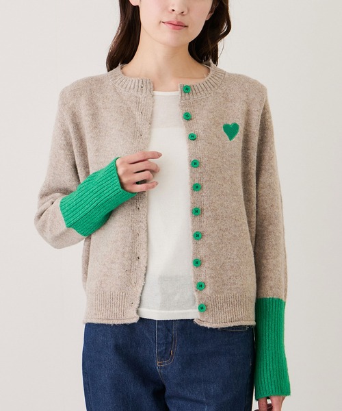 Jayro(ジャイロ)の「ハート刺繍配色ニットカーディガン(カーディガン/ボレロ・レディース・ライトグレー/ベージュ/チャコールグレー/ワイン・FREE)」の4枚目の写真
